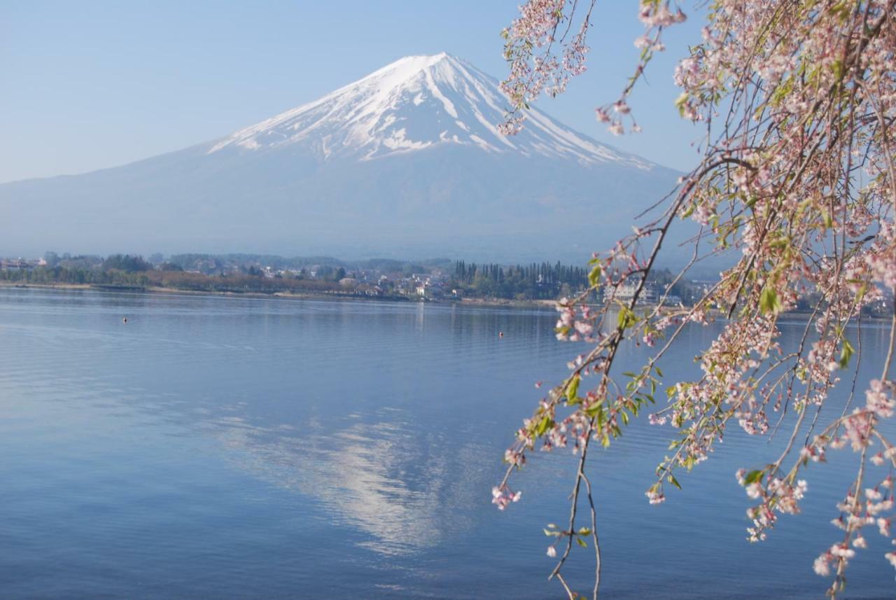 Готель Minshuku Iwaki Фудзі-Каваґутіко Екстер'єр фото